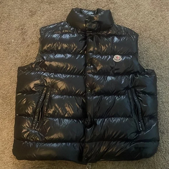 MONCLER｜VESTS (1A00053 596T2 915) Moncler Nai Down Vest | italist